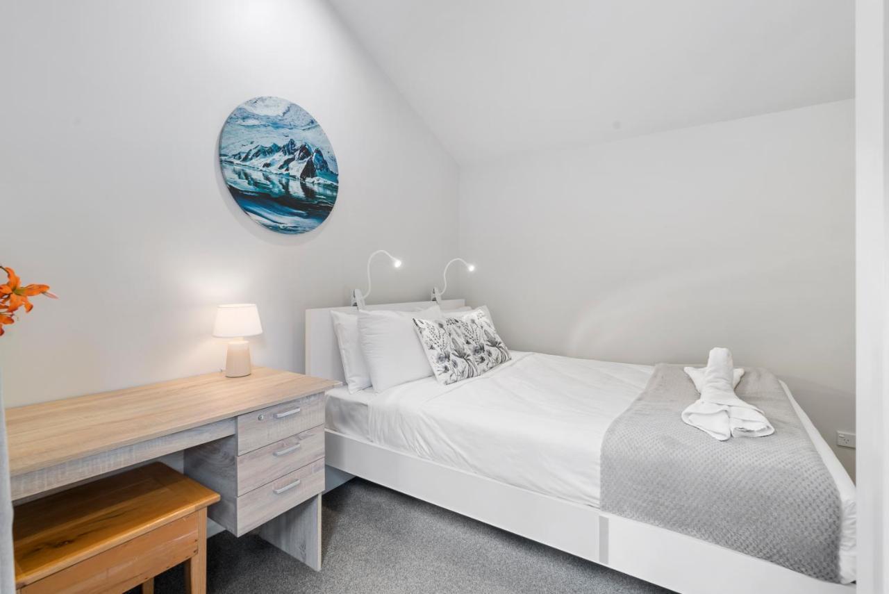 Alpine Loft With Jaw-Dropping View! Leilighet Queenstown Eksteriør bilde
